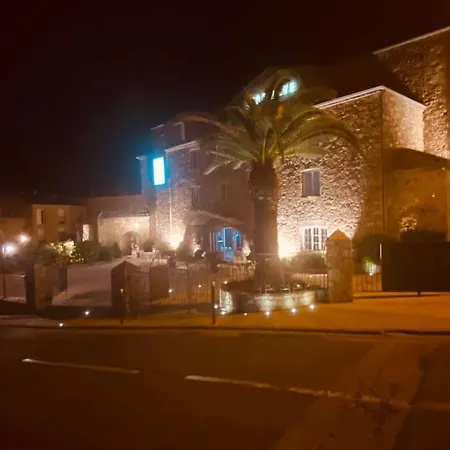 Farniente Et Douceur En Plein Centre De Calvi (Corsica)