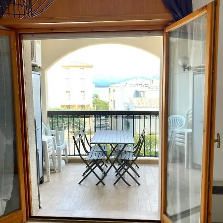 Farniente Et Douceur En Plein Centre De Calvi